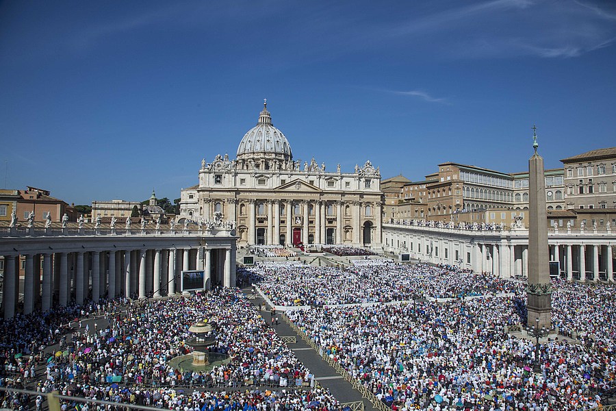 Heiligsprechung von Mutter Teresa / Copyright 2016, KNA. Alle Rechte vorbehalten, Cristian Gennari Blick auf den Petersplatz während der Heiligsprechung von Mutter Teresa am 4. September 2016 mit Papst Franziskus auf dem Petersplatz in Rom.