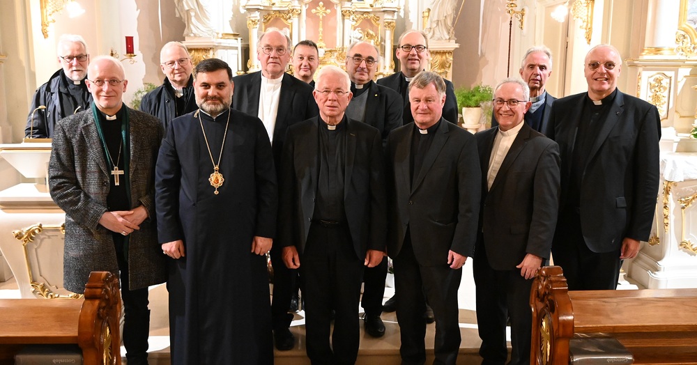 Begegnung der Bischofskonferenz mit dem armenisch-apostolischen Bischof Tiran Petrosyan / Kathpress/Paul Wuthe Begegnung der Bischofskonferenz mit dem armenisch-apostolischen Bischof Tiran Petrosyan