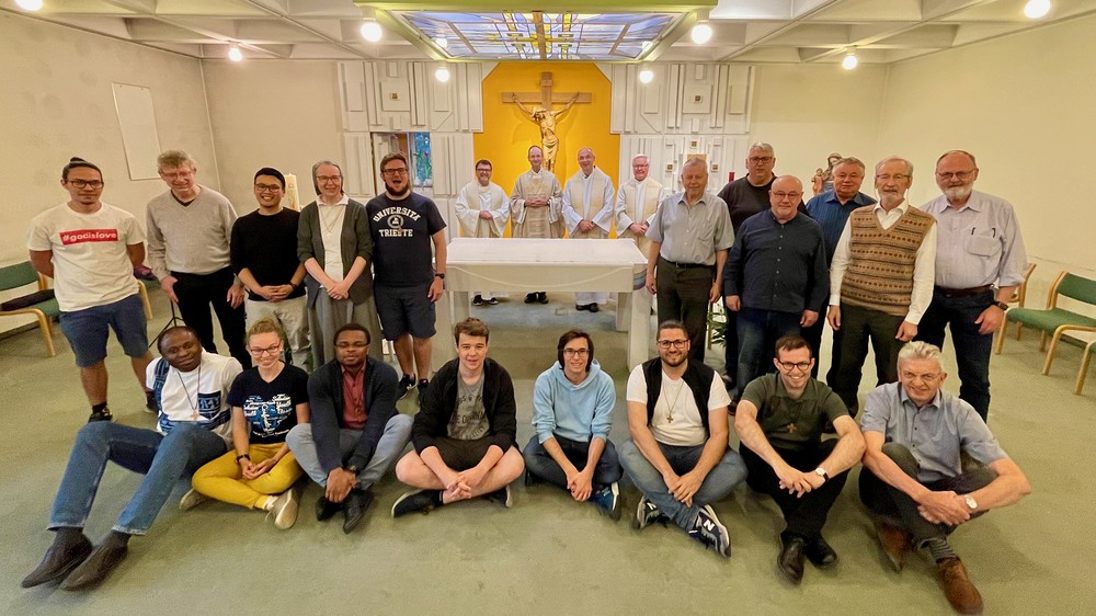 Provinzkapitel der Salesianer Don Boscos mit jungen Menschen / donbosco.at Provinzkapitel der Salesianer Don Boscos mit jungen Menschen