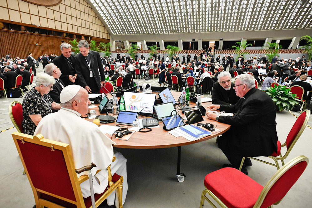 Papst Franziskus bei der Weltsynode 2023